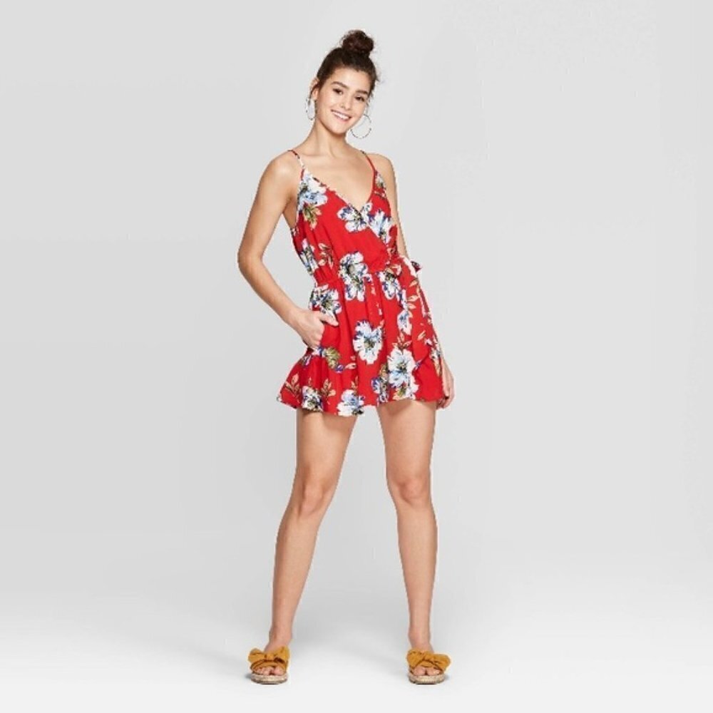Xhilaration Women's Sz Small Romper Sleeveless Faux Wrap Ruffle Red White Floral
